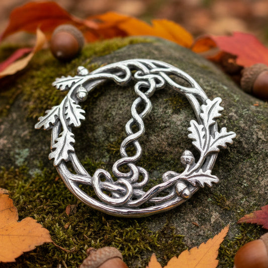 Pewter Oak Leaf & Acorn Scarf Ring - Handmade in England