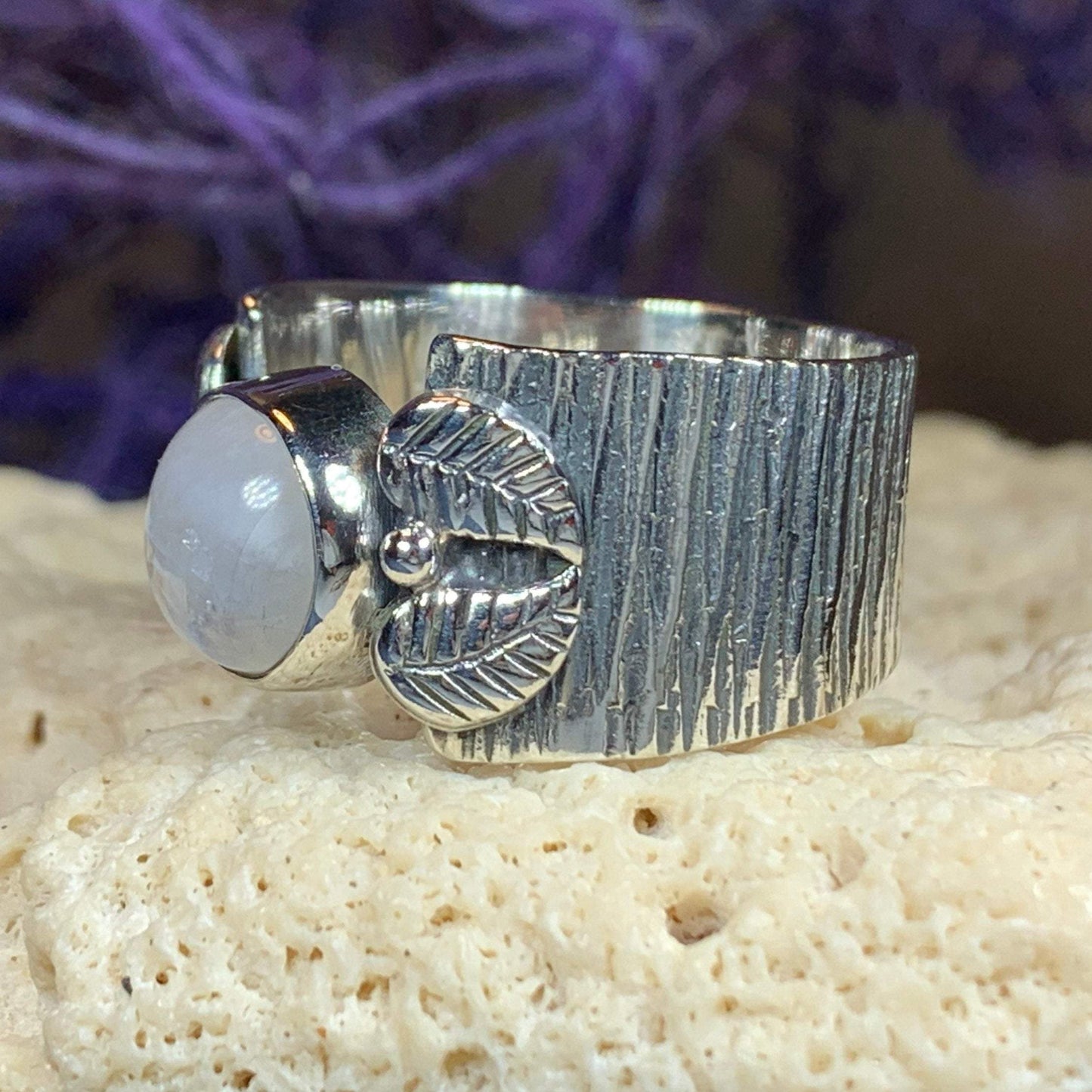 Colm Celtic Leaf Ring — view 6