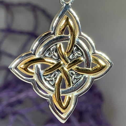Load image into Gallery viewer, Classic Quaternary Knot Necklace in Sterling Silver
