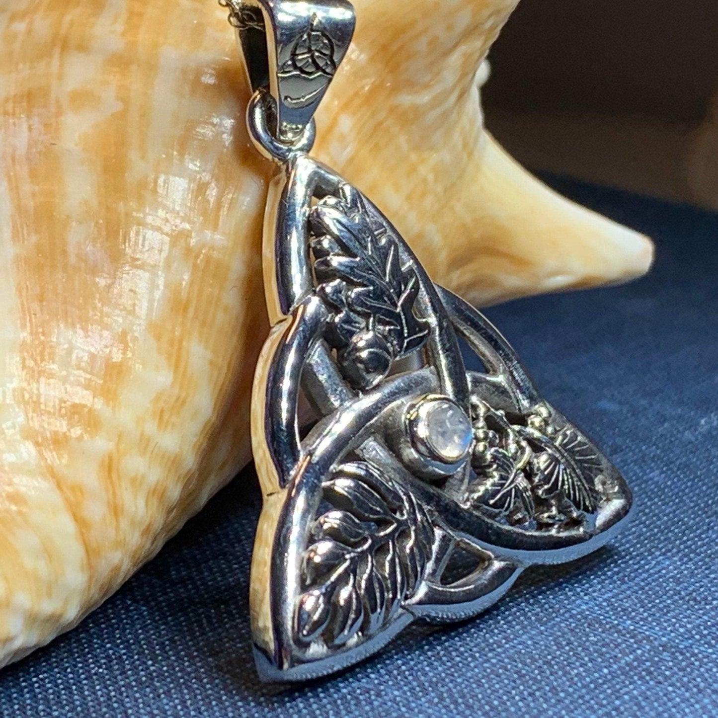 Oak Ash Thorn Trinity Knot Necklace in Sterling Silver
