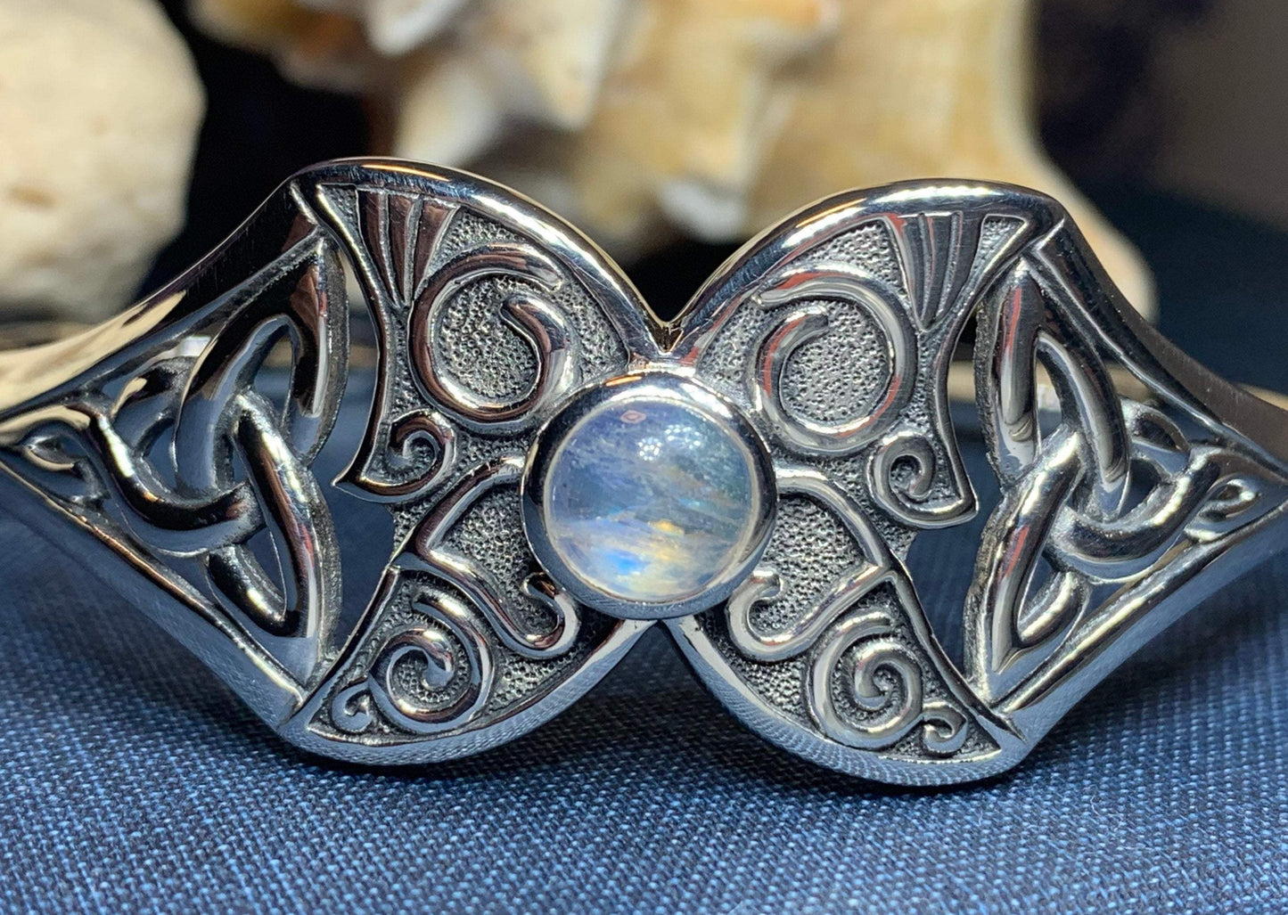 Vegard Triple Moon Bracelet — view 4