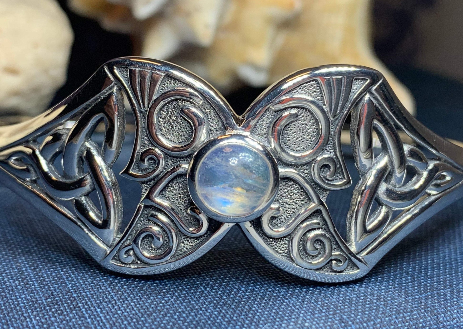 Vegard Triple Moon Bracelet — view 4