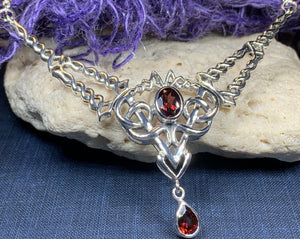 Celtic Queen Necklace, Celtic Necklace, Irish Jewelry, Love Knot Jewelry, Wiccan Jewelry, Mom Gift, Anniversary Gift, Scotland Jewelry