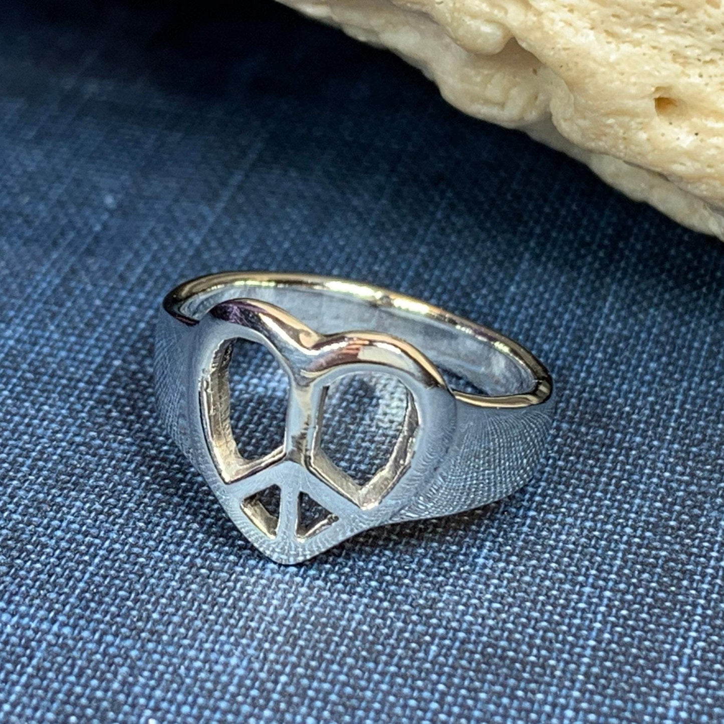 Peace Sign Ring — view 4
