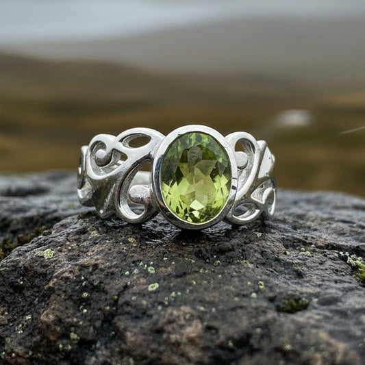 Celtic Filigree Ring, Gemstone Jewelry, Statement Ring, Garnet Jewelry, Celtic Jewelry, Anniversary Gift, Wiccan Jewelry, Wife Gift