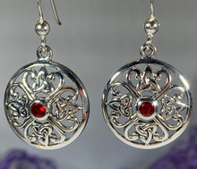 Load image into Gallery viewer, Ariadne Trinity Knot Earrings 06
