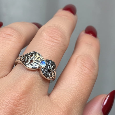 Load image into Gallery viewer, Celtic Triple Moon Ring with Moonstone
