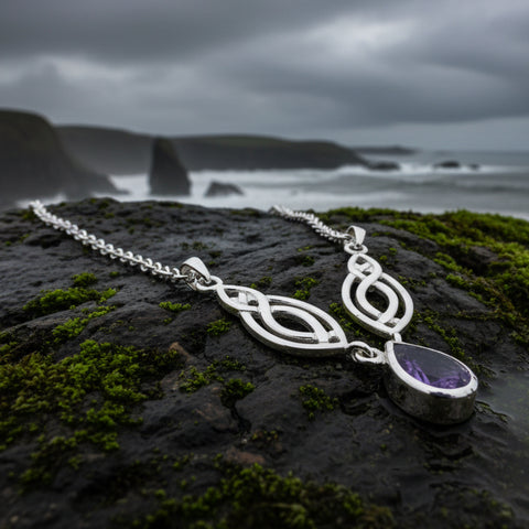 Load image into Gallery viewer, Lilias Celtic Knot Necklace in Sterling Silver
