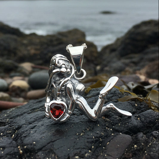 Ocean Diver Necklace in Sterling Silver
