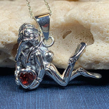 Load image into Gallery viewer, Ocean Diver Necklace
