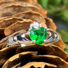 Load image into Gallery viewer, Emerald Green Claddagh Ring
