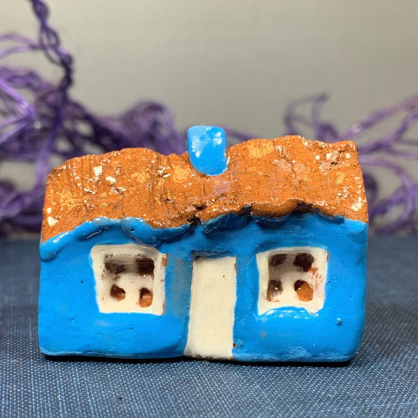 Irish Cottage Incense Holder in ceramic