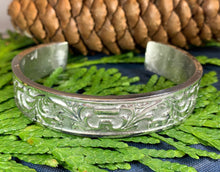 Load image into Gallery viewer, Filigree Pewter Bracelet
