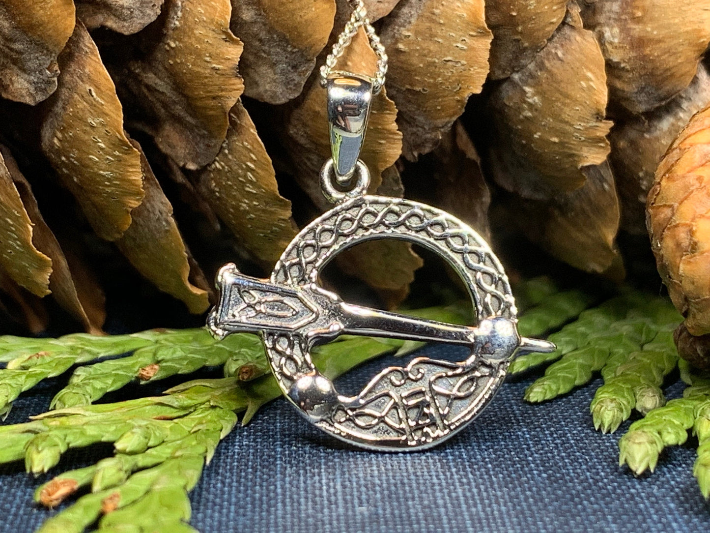 Viona Celtic Necklace — view 5