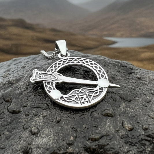 Viona Celtic Necklace
