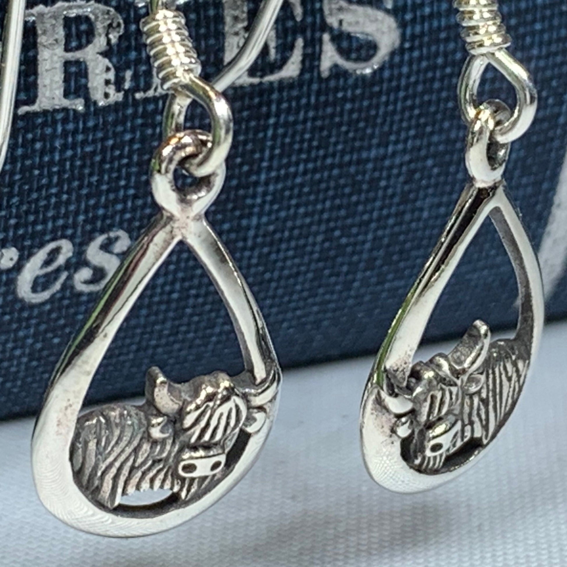 Highland Cow Earrings, Scotland Jewelry, Hairy Coo Gift, Animal Jewelry, Thistle Jewelry, Anniversary Gift, Scottish Gifts, Nature Jewelry