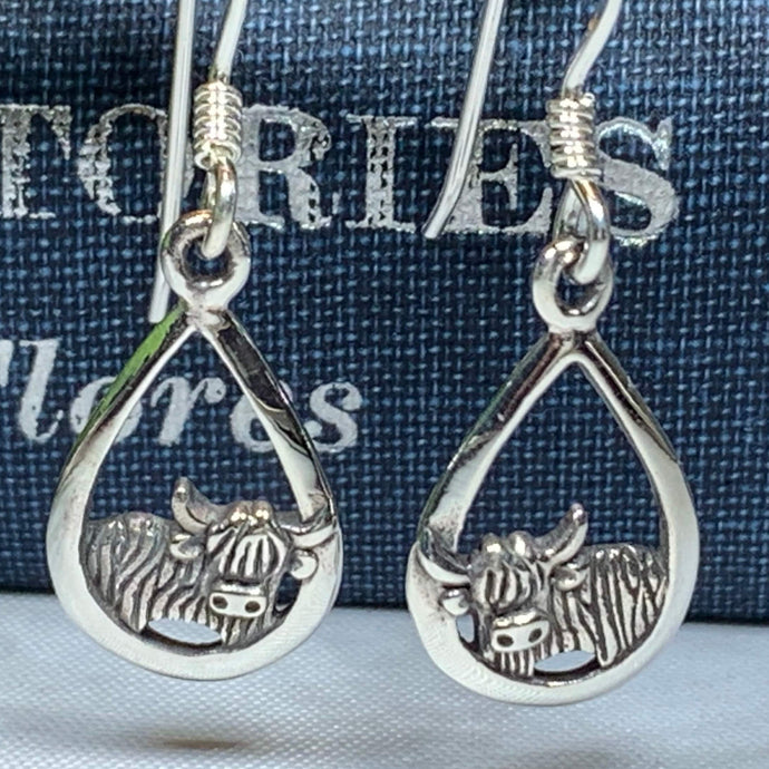 Highland Cow Earrings, Scotland Jewelry, Hairy Coo Gift, Animal Jewelry, Thistle Jewelry, Anniversary Gift, Scottish Gifts, Nature Jewelry