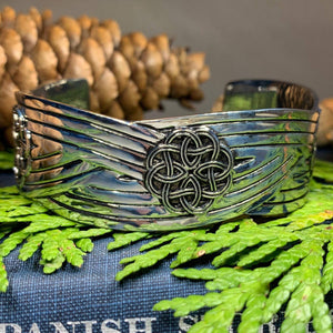Giorsal Celtic Knot Bracelet