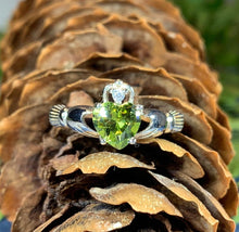 Load image into Gallery viewer, Peridot Green Claddagh Ring
