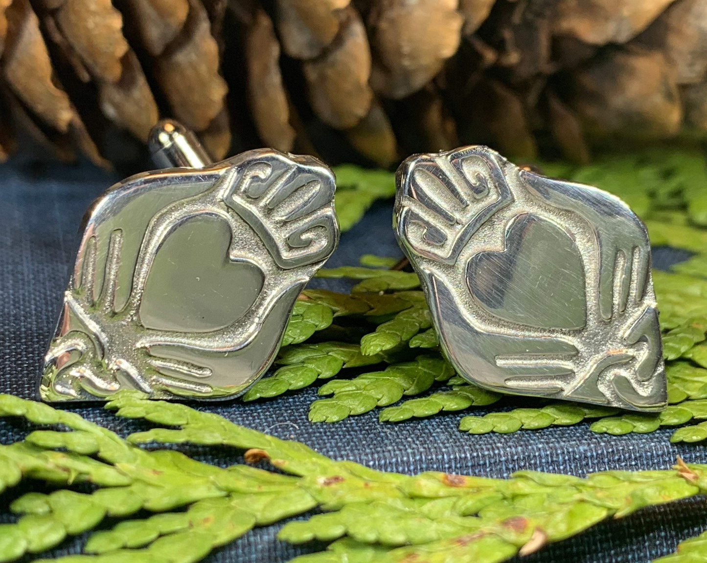 Claddagh Cuff Links, Irish Jewelry, Celtic Jewelry, Dad Gift, Groom Gift, Dad Gift, Graduation Gift, Brother Gift, Ireland Gift, Man Gift