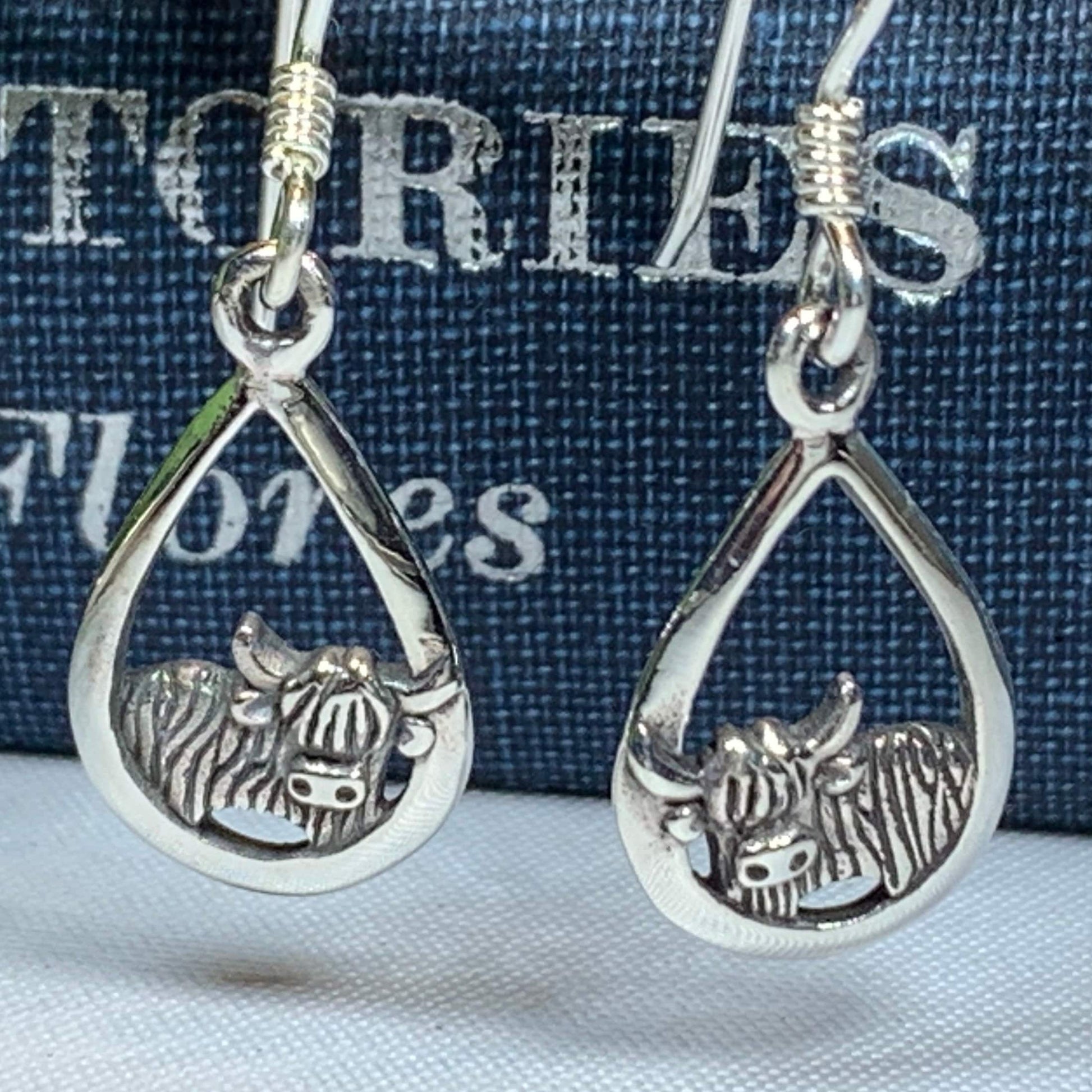 Highland Cow Earrings, Scotland Jewelry, Hairy Coo Gift, Animal Jewelry, Thistle Jewelry, Anniversary Gift, Scottish Gifts, Nature Jewelry