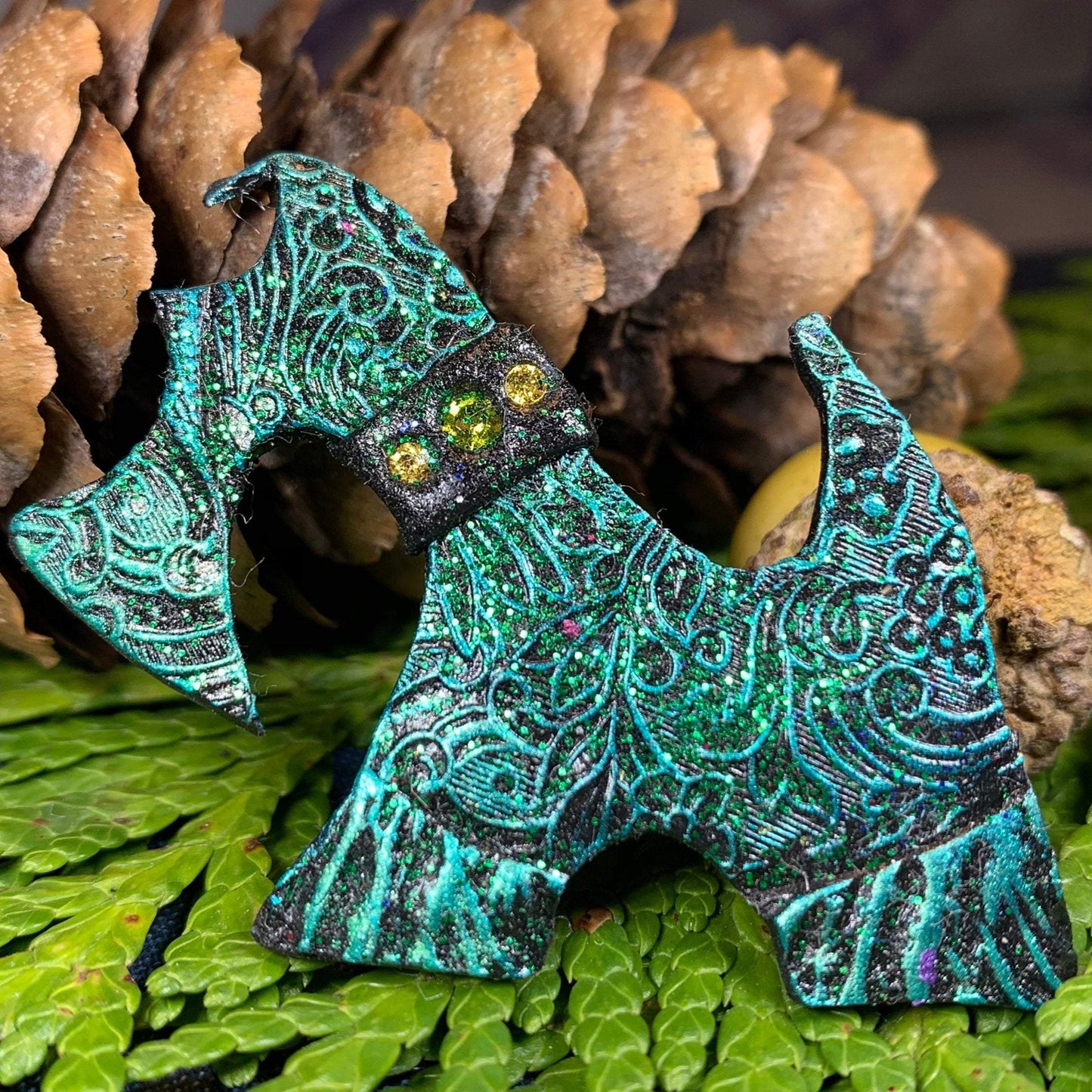 Scotland Dog Brooch — view 4