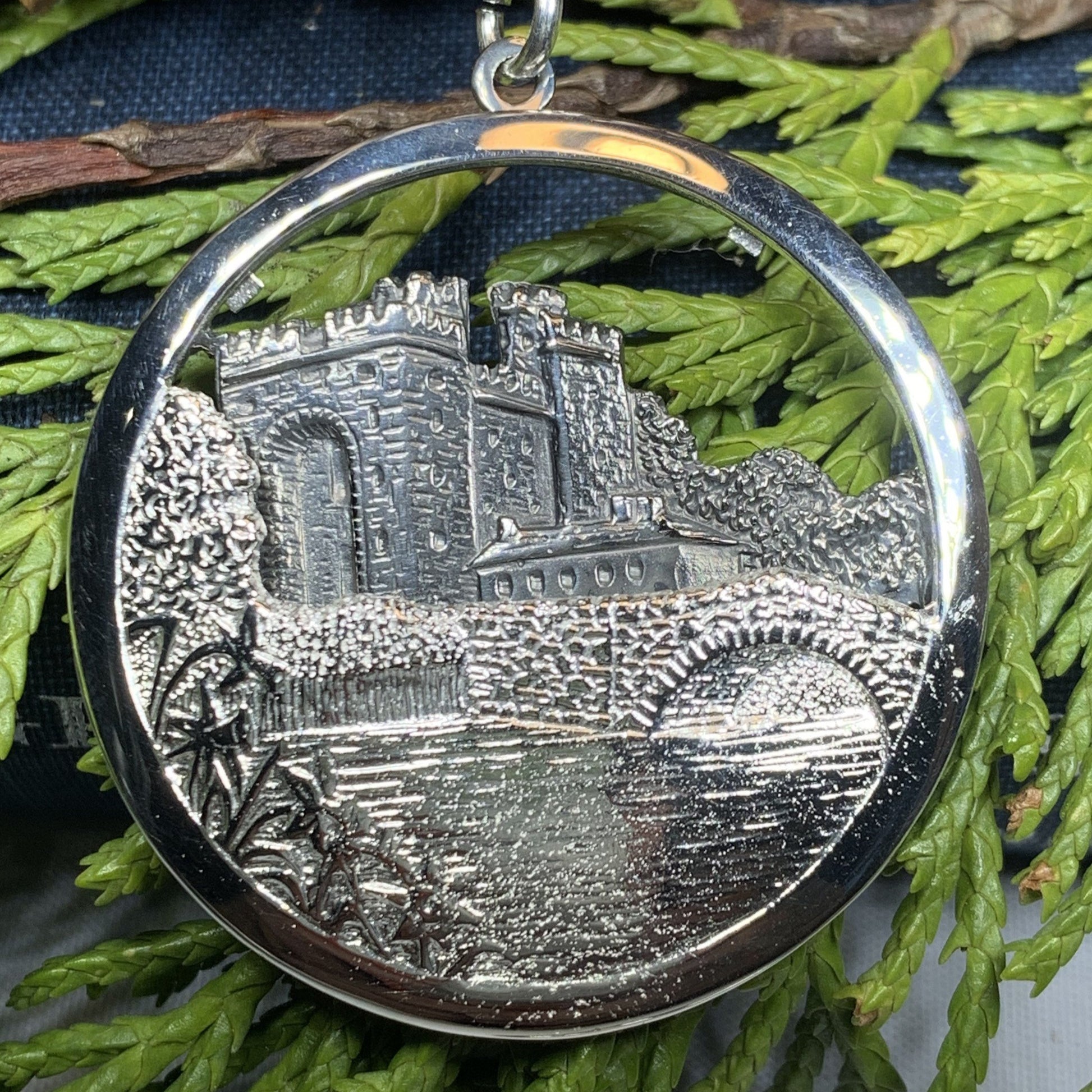 Celtic Castle Necklace, Bunratty Castle, Irish Jewelry, Irish Castle Necklace, Ireland Gift, Castle Jewelry, Mom Gift, Wife Gift