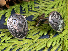 Load image into Gallery viewer, Lion of Scotland Cuff Links, Lion Jewelry, Unicorn Jewelry, Scotland Jewelry, Celtic Jewelry, Groom Gift, Best Man Gift, Anniversary Gift
