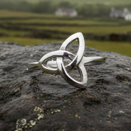 Trinity Knot Ring, Celtic Jewelry, Irish Jewelry, Celtic Knot Jewelry, Irish Ring, Irish Dance Gift, Anniversary Gift, Pagan Jewelry, Wiccan