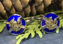 Load image into Gallery viewer, Thistle Cuff Links, Scotland Jewelry, Celtic Jewelry, Dad Gift, Bagpiper Gift, Groom Gift, Best Man Gift, Boyfriend Gift, Saltire Jewelry
