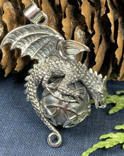 Load image into Gallery viewer, Archion Dragon Moon Necklace

