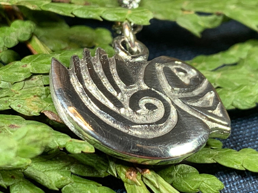 Puffin Necklace, Scotland Jewelry, Outlander Jewelry, Celtic Jewelry, Bird Jewelry, Girlfriend Gift, Anniversary Gift, Heart Jewelry