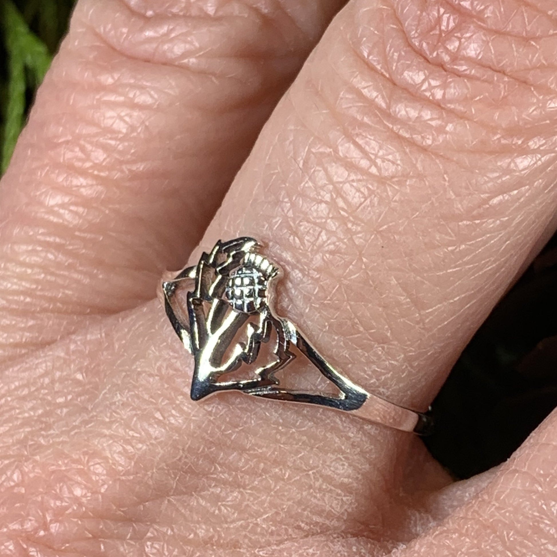 Anice Thistle Ring 07