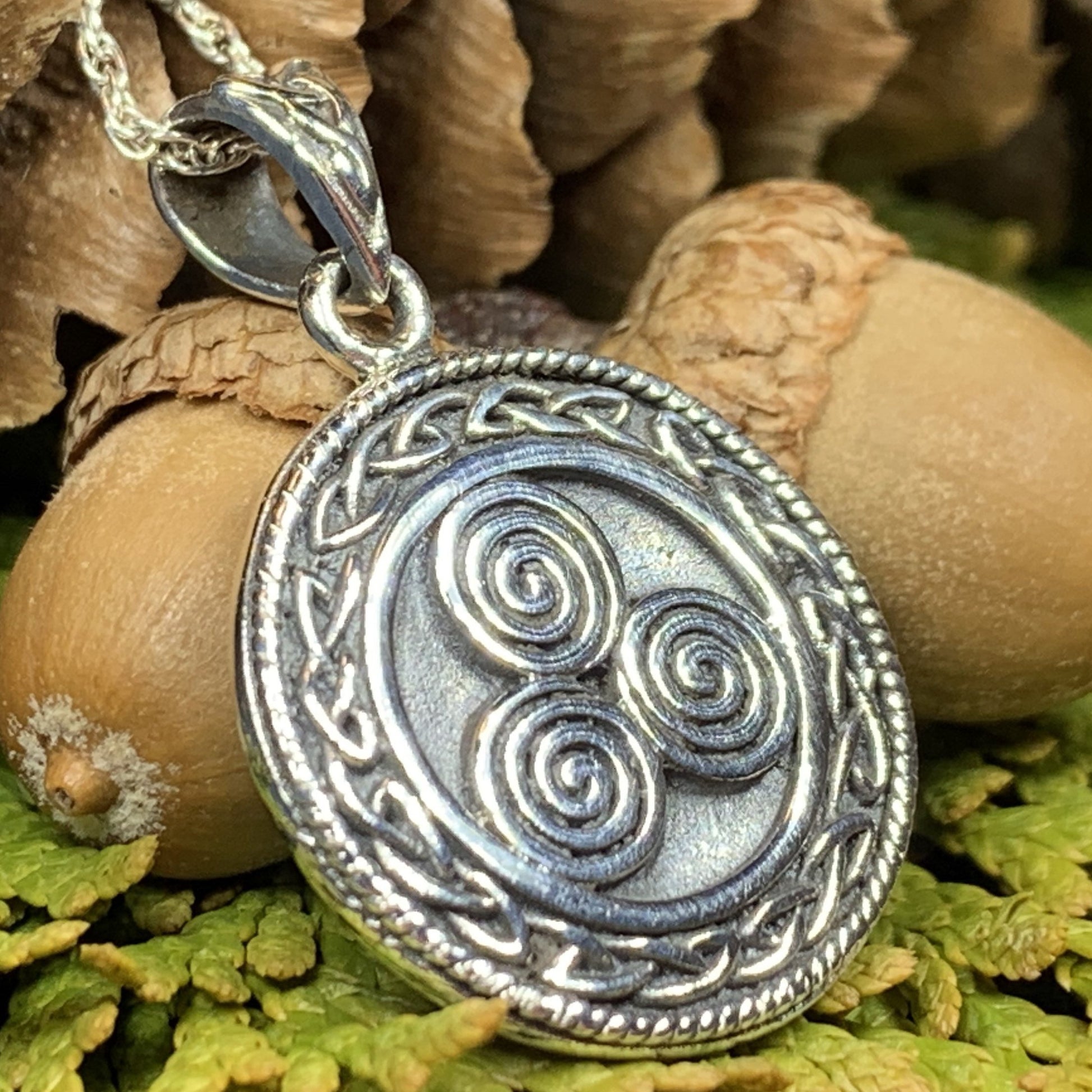 Celtic Spiral Necklace, Celtic Jewelry, Irish Jewelry, Scotland Jewelry, Norse Jewelry, Wiccan Jewelry, Pagan Jewelry, Druid Jewelry
