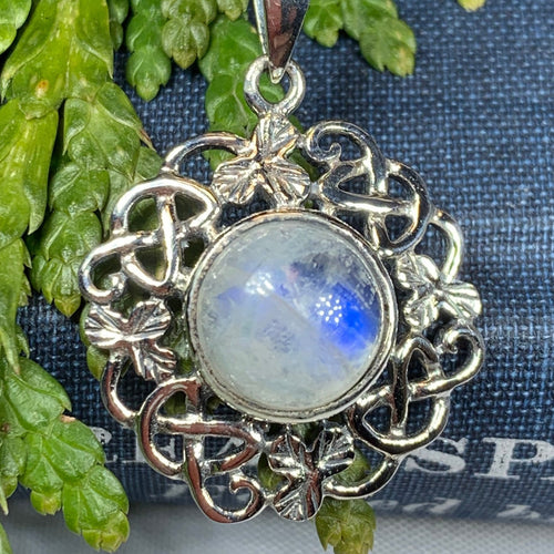Shamrock Moonstone Necklace, Celtic Knot Jewelry, Irish Jewelry, Anniversary Gift, Ireland Gift, Wife Gift, Girlfriend Gift, Celtic Pendant