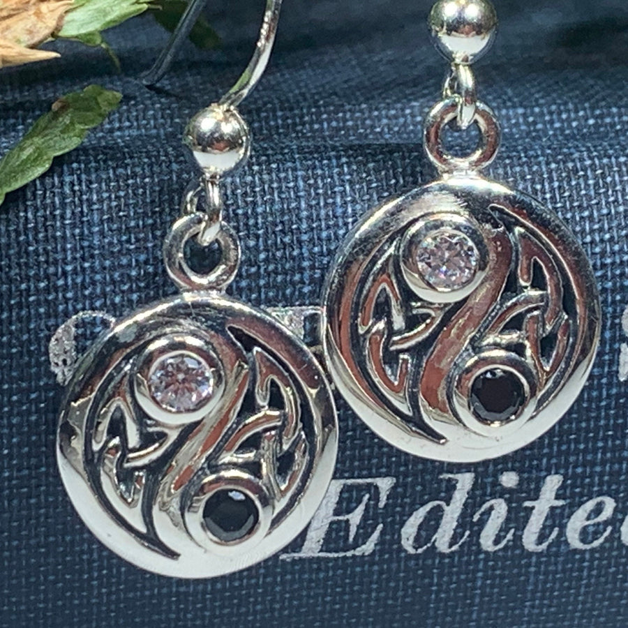 Yin Yang Earrings, Celtic Knot Jewelry, Trinity Knot Earrings, Celtic Jewelry, Irish Jewelry, Wiccan Jewelry, Celtic Earrings, Pagan Jewelry