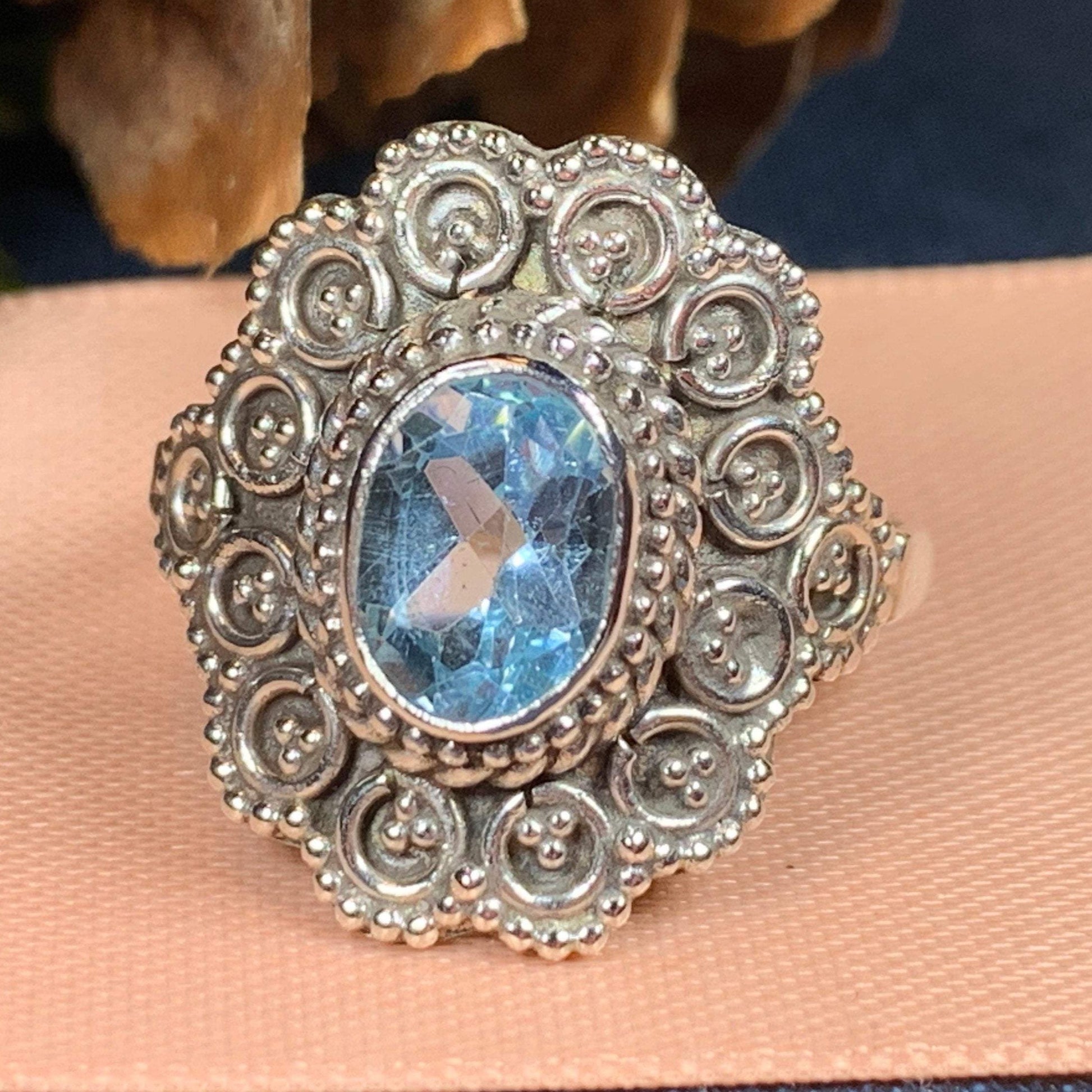 Celtic Queen Ring — view 9