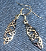 Load image into Gallery viewer, Celtic Knot Earrings, Celtic Jewelry, Irish Jewelry, Scotland Jewelry, Wiccan Jewelry, Pagan Jewelry, Bridal Jewelry, Anniversary Gift
