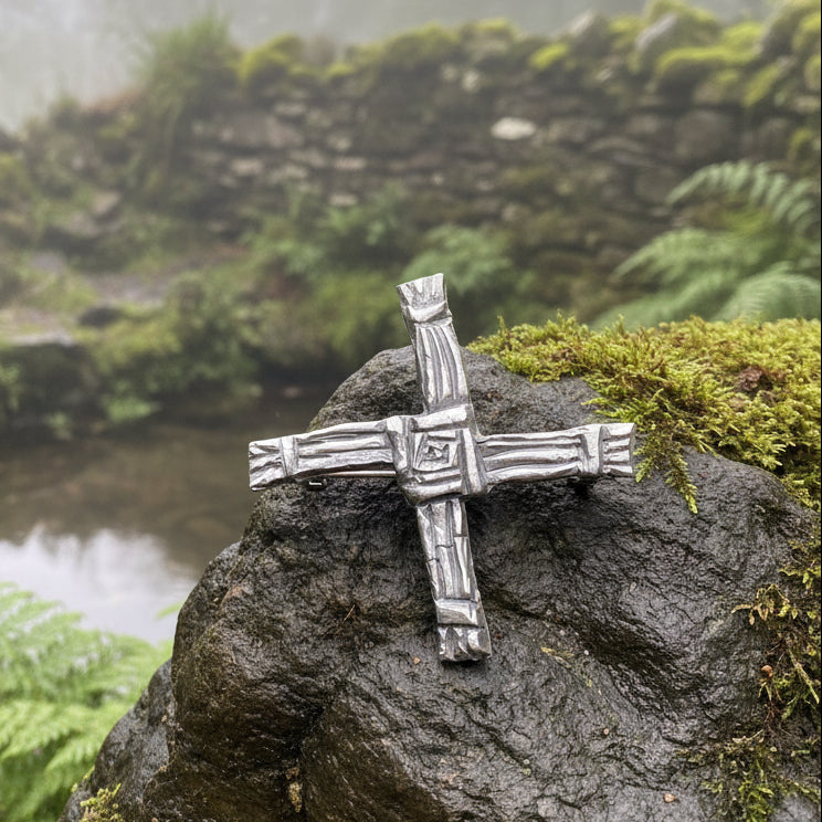 Saint Bridget's Cross Brooch, Celtic Pin, Religious Jewelry, Irish Cross Pin, Celtic Cross Gift, Sister Gift, Mom Gift, Ireland Gift