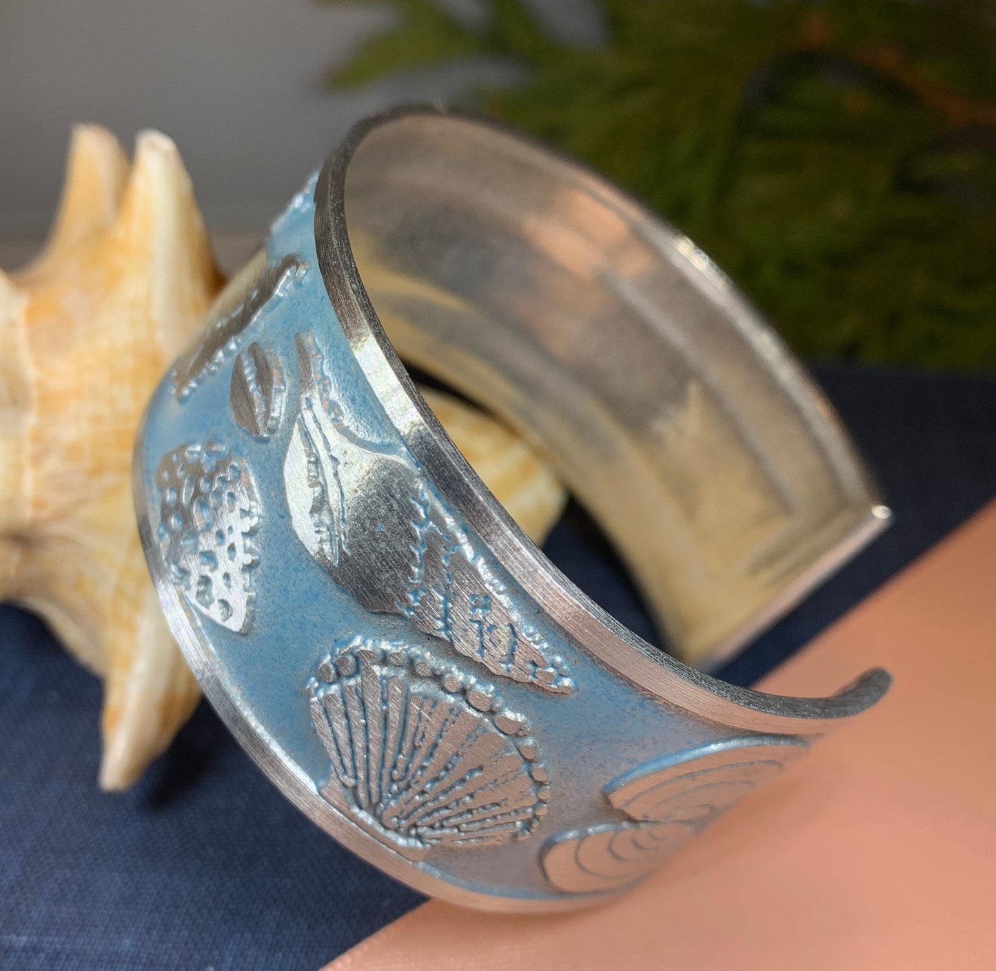 Blue Shell Bracelet, Celtic Jewelry, Bangle Bracelet, Beach Jewelry, Ocean Jewelry, Wife Gift, Girlfriend Gift, Sister Gift, Seashore Gift
