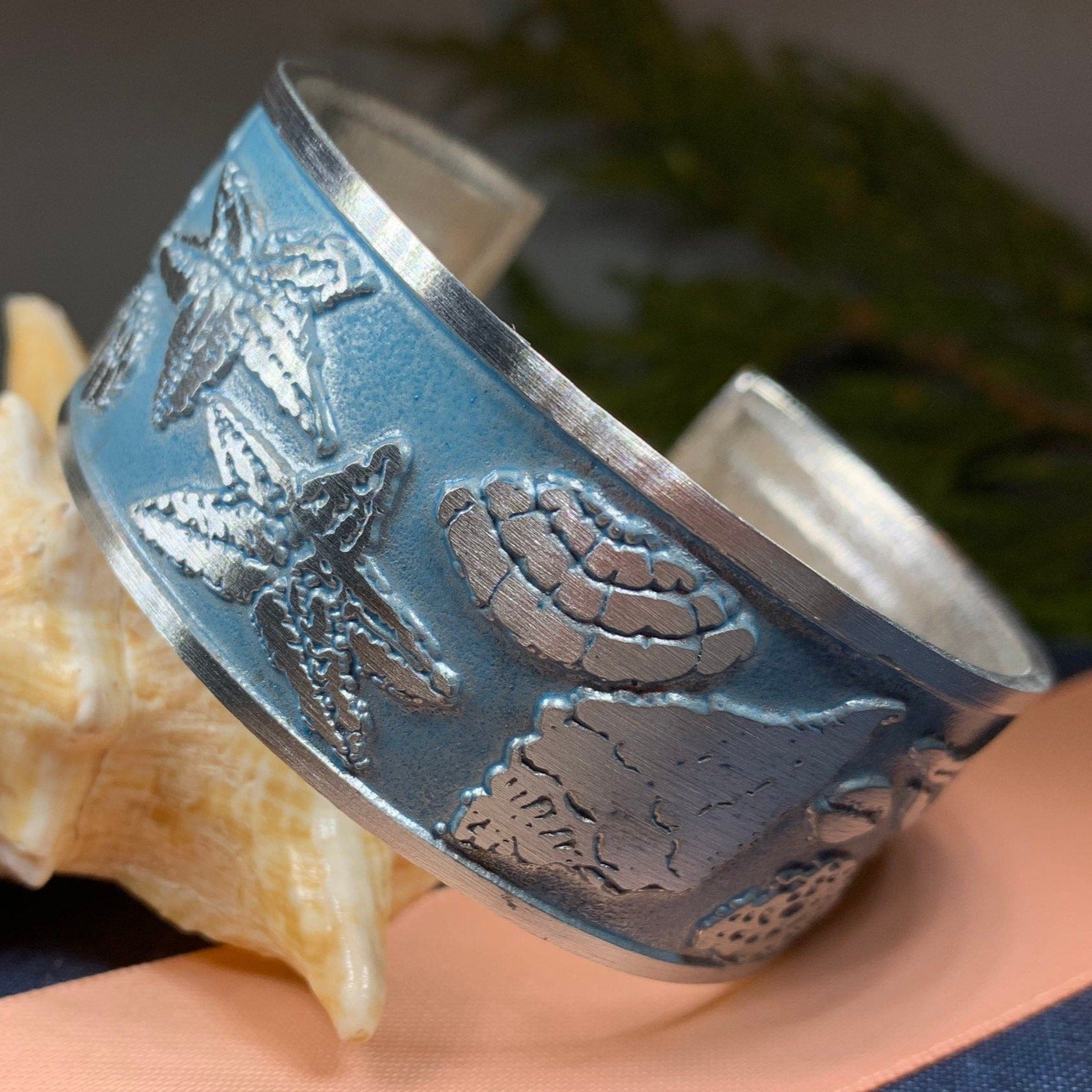Blue Shell Bracelet, Celtic Jewelry, Bangle Bracelet, Beach Jewelry, Ocean Jewelry, Wife Gift, Girlfriend Gift, Sister Gift, Seashore Gift