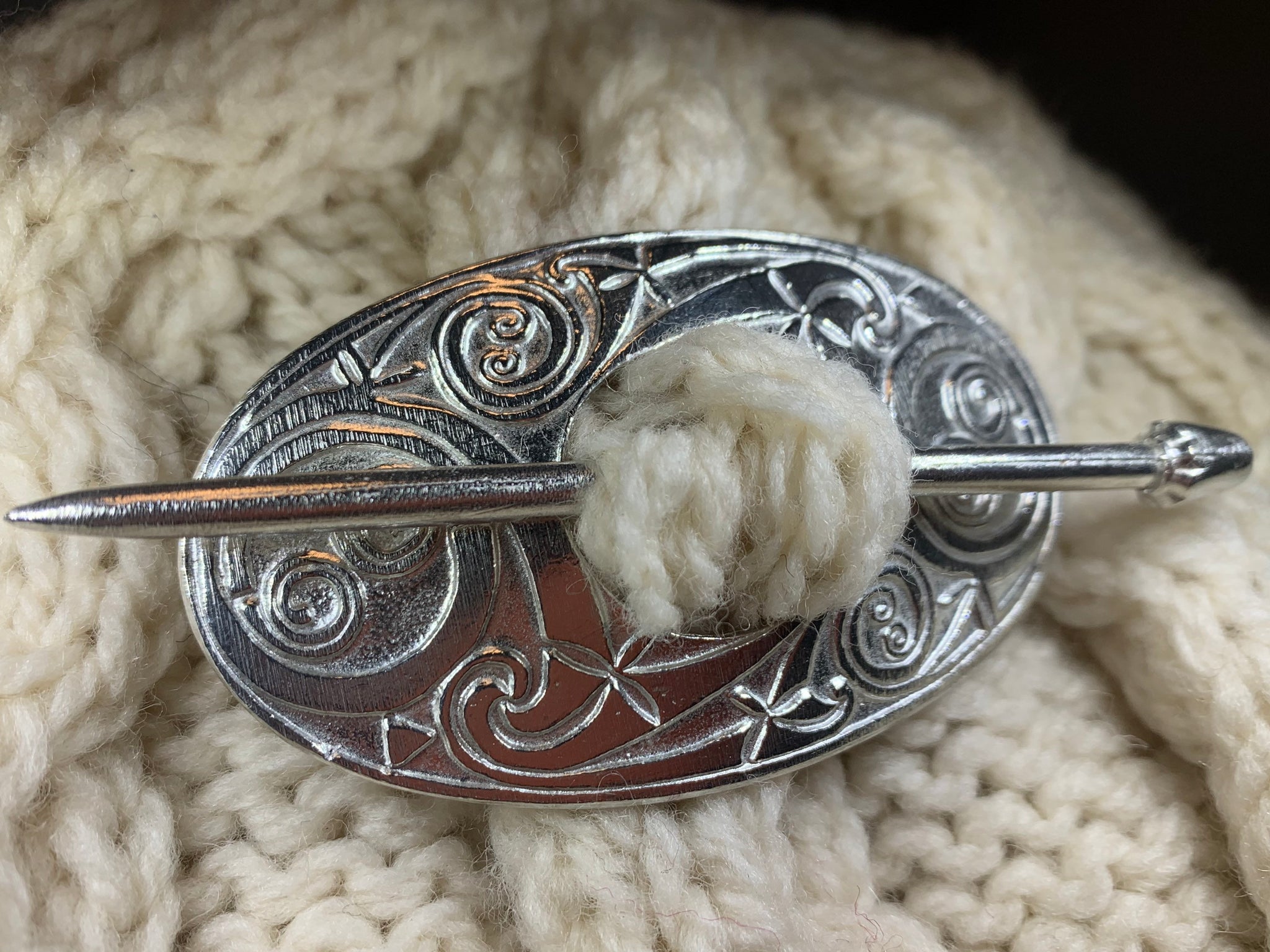 Celtic CrystalDesigns Celtic Knot Scarf Ring