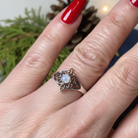 Celtic Star Ring, Moonstone Jewelry, Celtic Knot Ring, Irish Jewelry, Celtic Jewelry, Anniversary Gift, Wiccan Jewelry, Wife Gift, Mom Gift