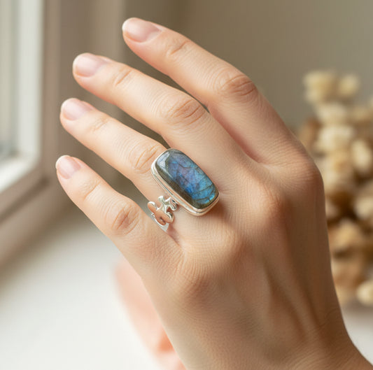 Mists of Avalon Ring — view 7