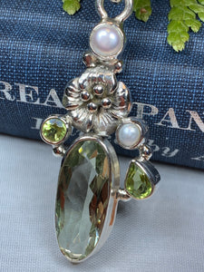 Celtic Flower Necklace, Celtic Jewelry, Irish Jewelry, Anniversary Gift, Bridal Jewelry, Peridot Jewelry, Scotland Jewelry, Wiccan Jewelry