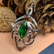 Load image into Gallery viewer, Celtic Knot Necklace, Love Knot Jewelry, Celtic Jewelry, Scotland Jewelry, Irish Jewelry, Wiccan Jewelry, Pagan Jewelry, Ireland Gift

