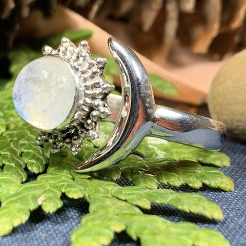 Load image into Gallery viewer, Crescent Moon Ring, Celtic Jewelry, Celestial Jewelry, Goddess Jewelry, Moon Ring, Wiccan Jewelry, Anniversary Gift, Promise Ring, Wife Gift
