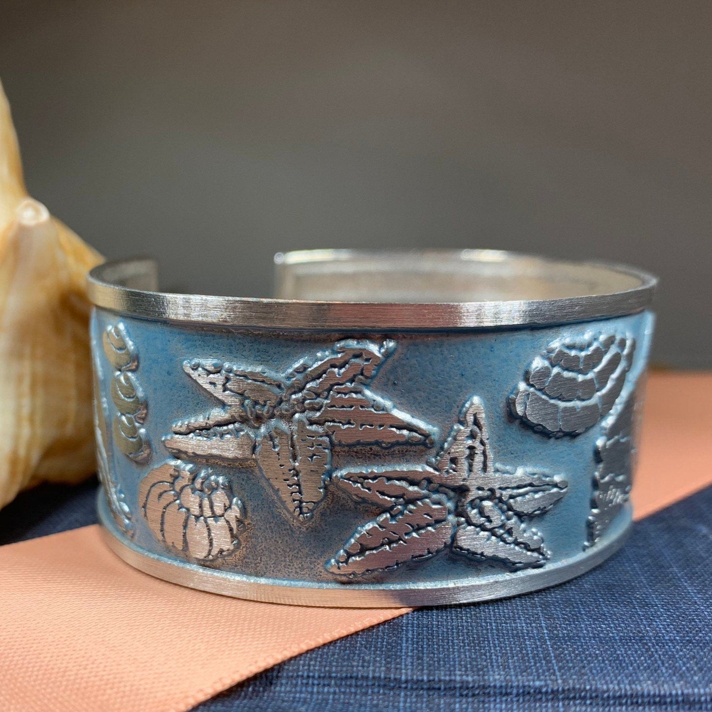 Blue Shell Bracelet, Celtic Jewelry, Bangle Bracelet, Beach Jewelry, Ocean Jewelry, Wife Gift, Girlfriend Gift, Sister Gift, Seashore Gift