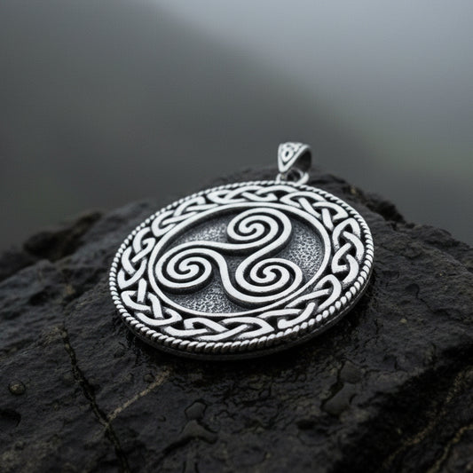Celtic Spiral Necklace, Celtic Jewelry, Irish Jewelry, Scotland Jewelry, Norse Jewelry, Wiccan Jewelry, Pagan Jewelry, Druid Jewelry