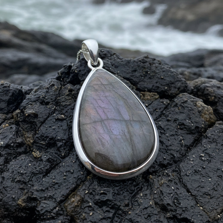 Celtic Night Necklace — view 4